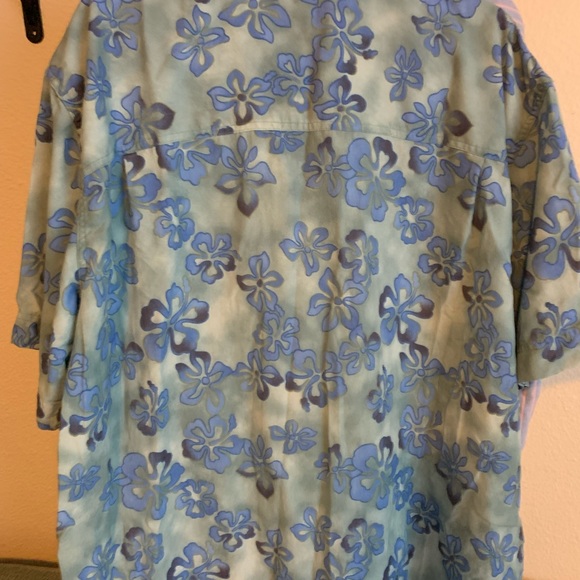 Men’s LL Bean Button down Short sleeve shirt - Picture 2 of 3